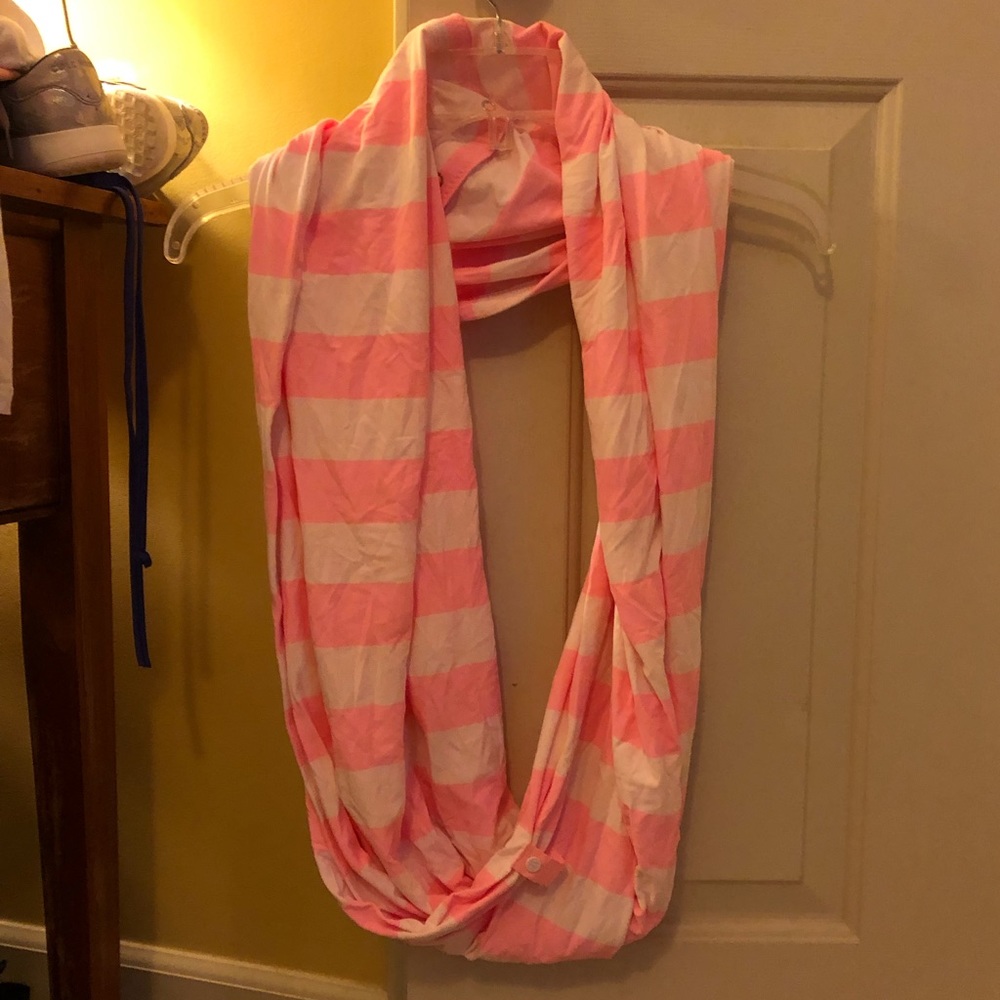 Lululemon Vinyasa Scarf Wrap Stripe Pink White